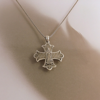 ezüst Mária kereszt